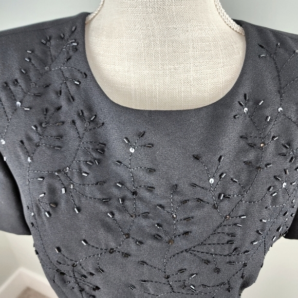 Jessica Howard Sequin Tiered Front Short Sleeve Full Length Lined Dress Size 8 - Picture 9 of 11